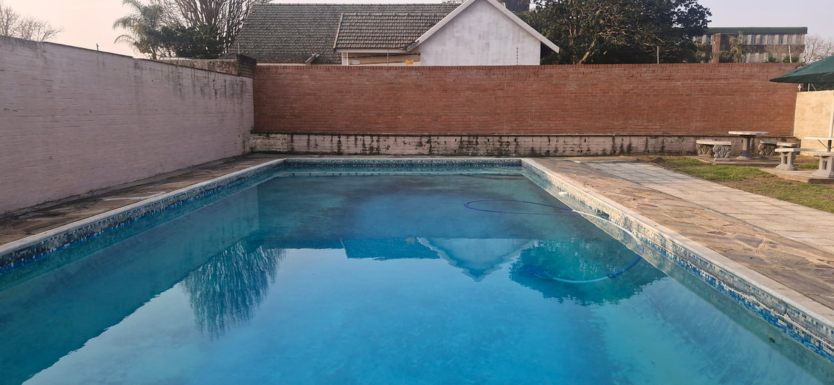 3 Bedroom Apartment,  Central Pinetown