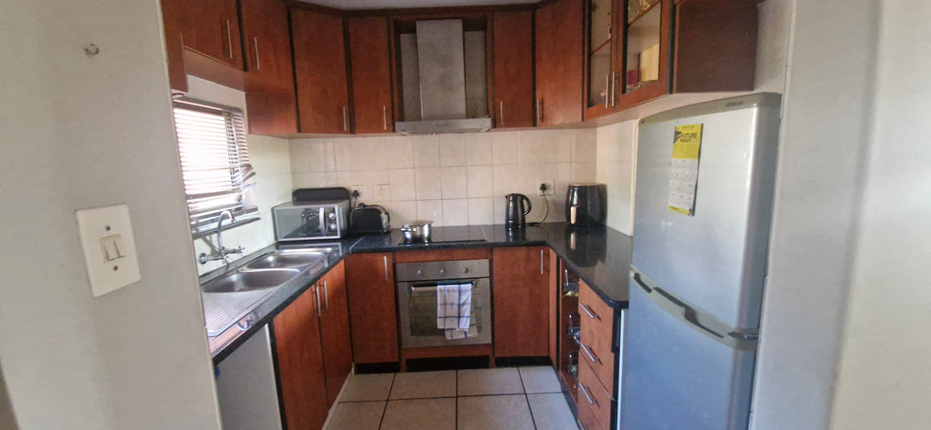 Two Bedroom Flat, Caversham