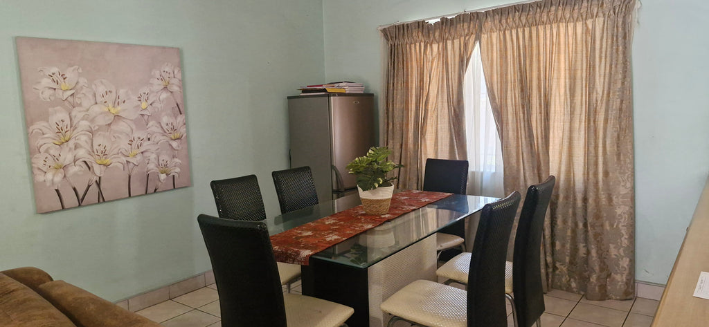 Stepless 3 Bedroom Simplex, New Germany
