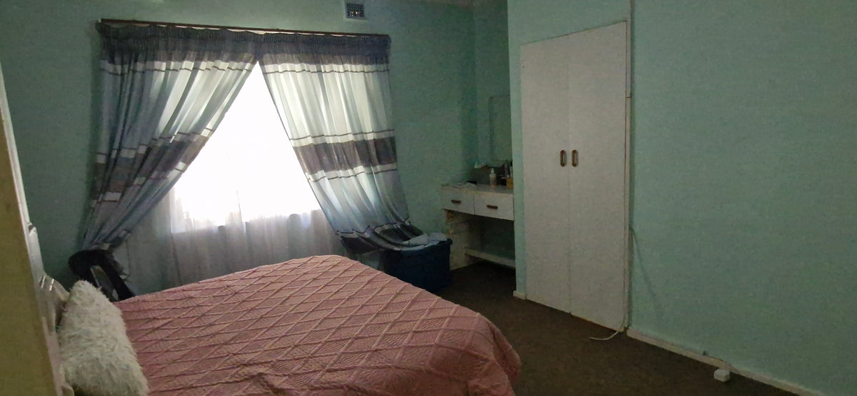 Stepless 3 Bedroom Simplex, New Germany