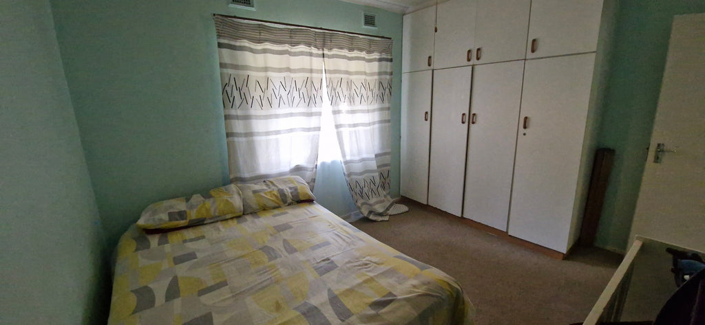 Stepless 3 Bedroom Simplex, New Germany