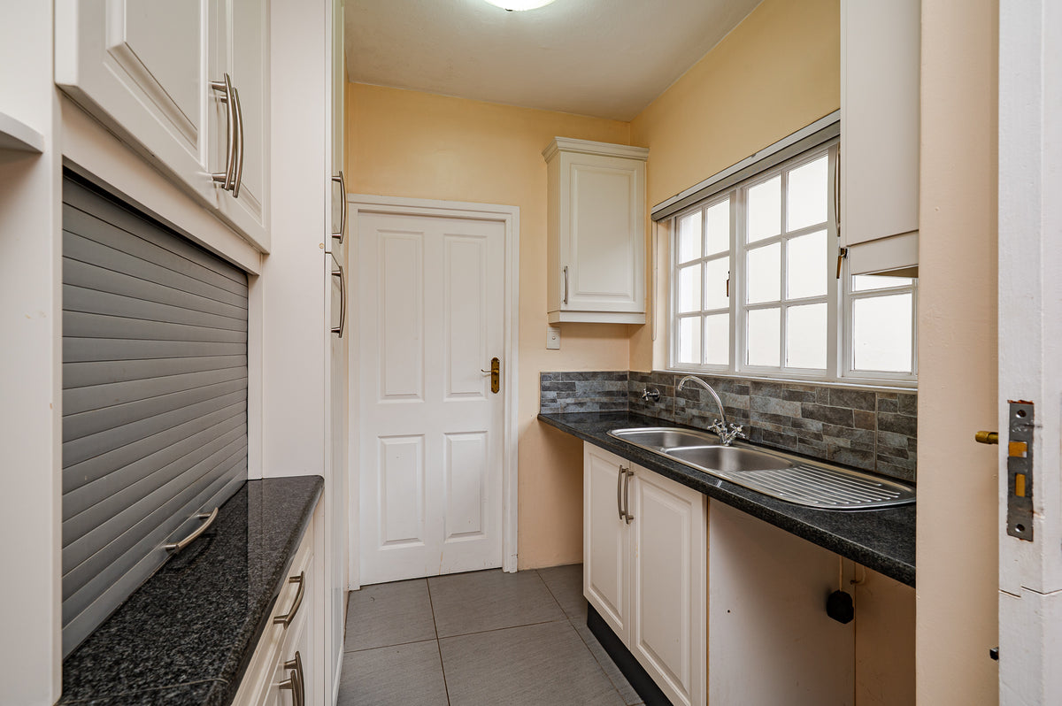 4 Bedroom Home, Manorfields, Hillcrest