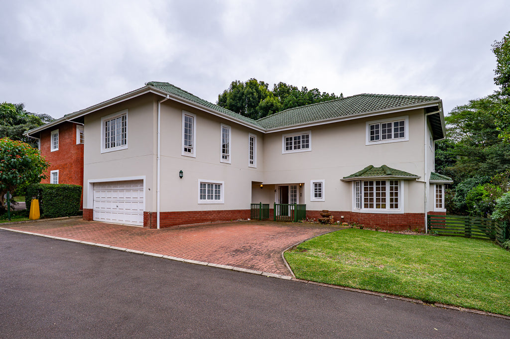 4 Bedroom Home, Manorfields, Hillcrest