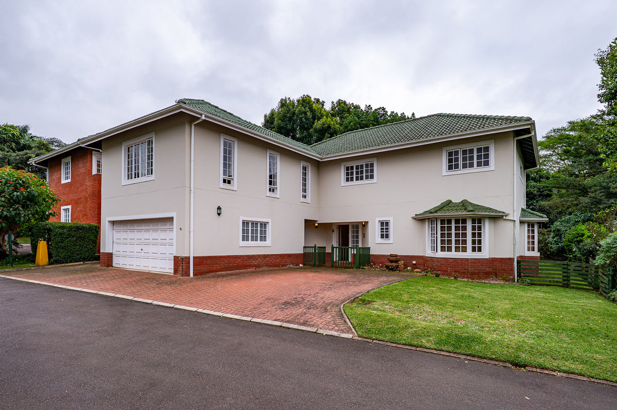4 Bedroom Home, Manorfields, Hillcrest