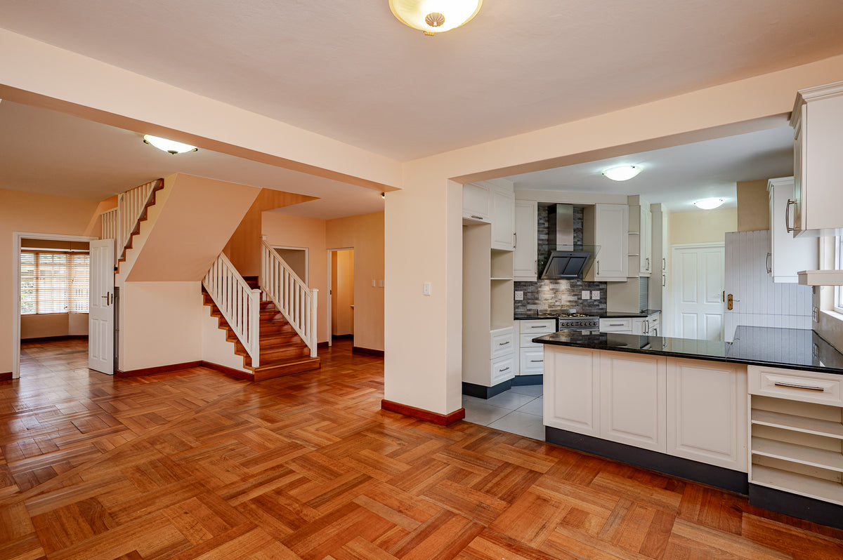 4 Bedroom Home, Manorfields, Hillcrest