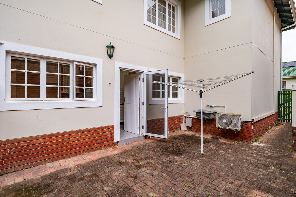 4 Bedroom Home, Manorfields, Hillcrest