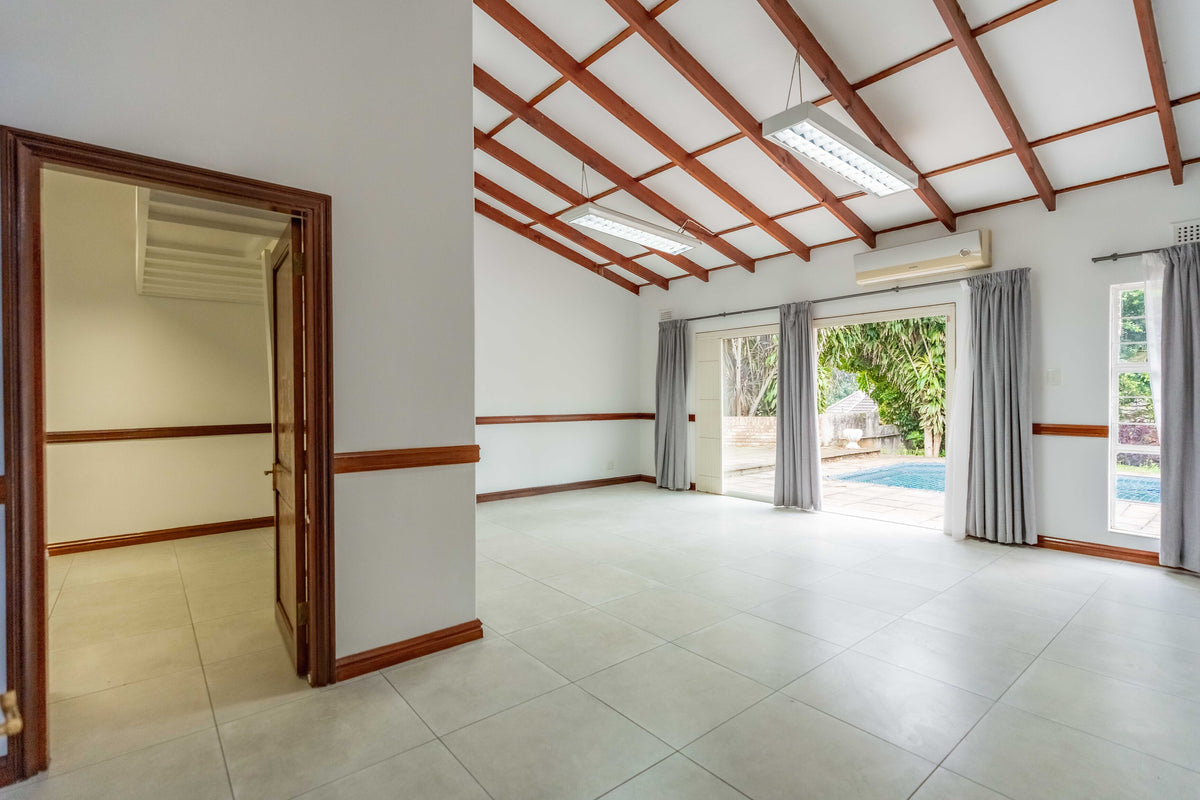 5 Bedroom Home, Hillcrest