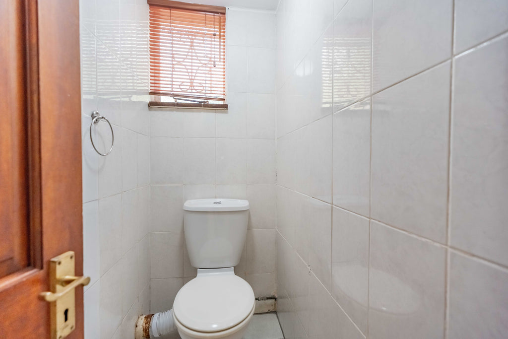 5 Bedroom Home, Hillcrest