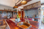 4 Bedroom home with cottage, Everton