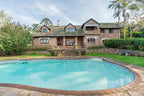 4 Bedroom home with cottage, Everton