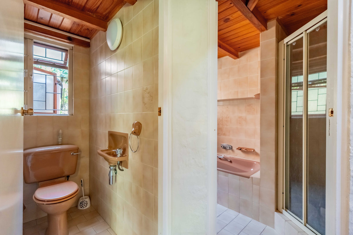 3 Bedroom Home, Forest Hills