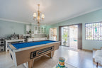 5 Bedroom Home with Flatlets, Kloof