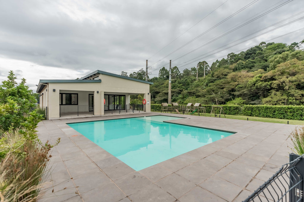 2 Bedroom Duplex, The Woods, Waterfall
