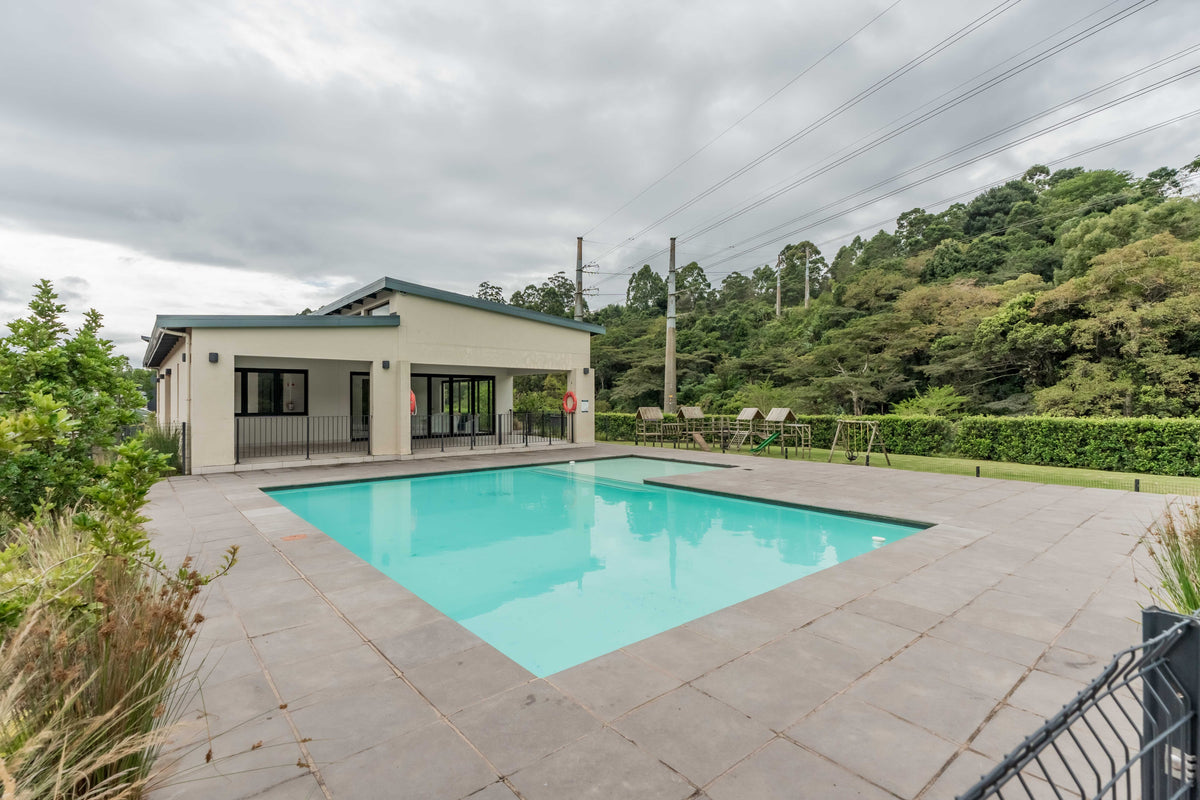 2 Bedroom Duplex, The Woods, Waterfall