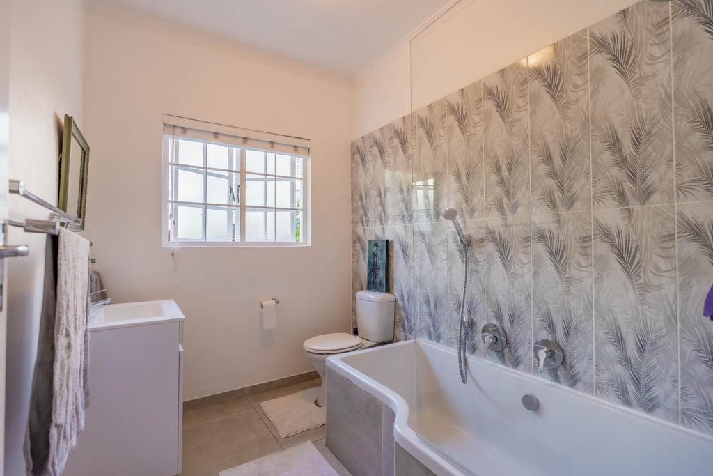 Manorfields Country Estate Simplex
