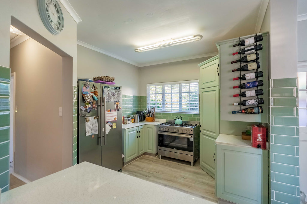 Manorfields Country Estate Simplex