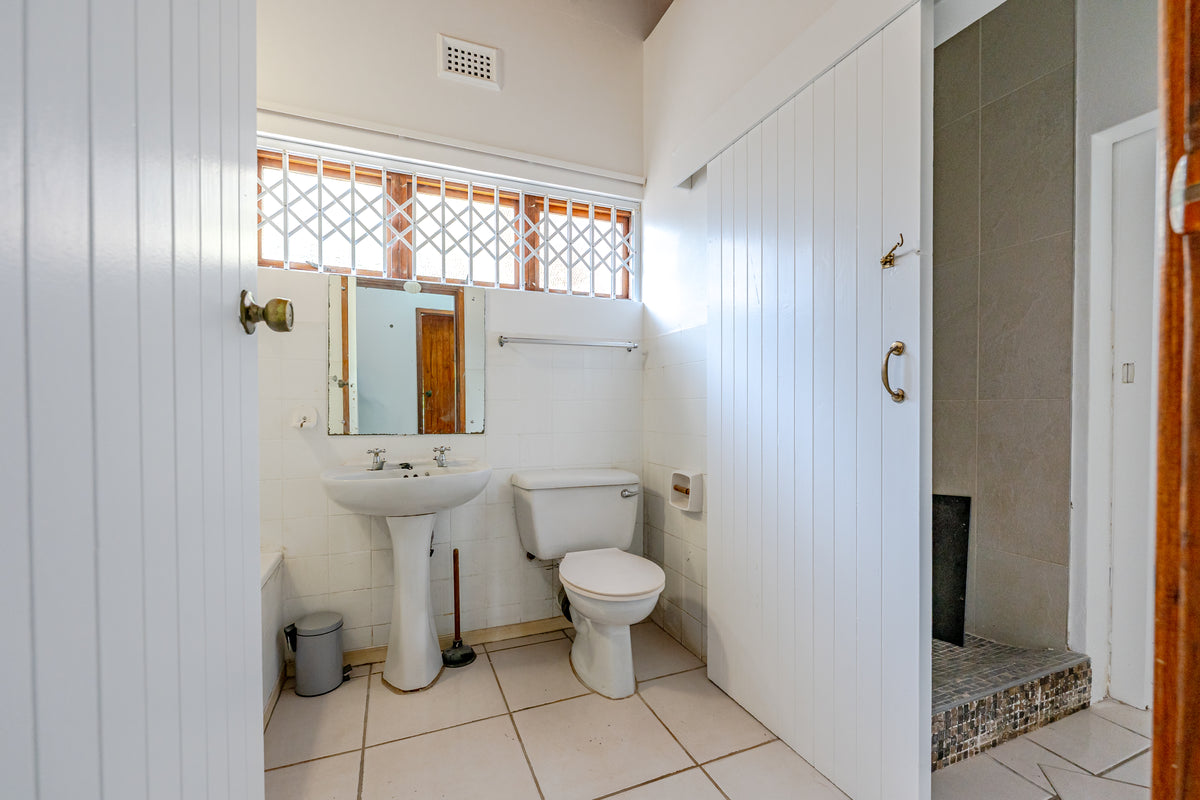 3 Bedroom Home, Kloof