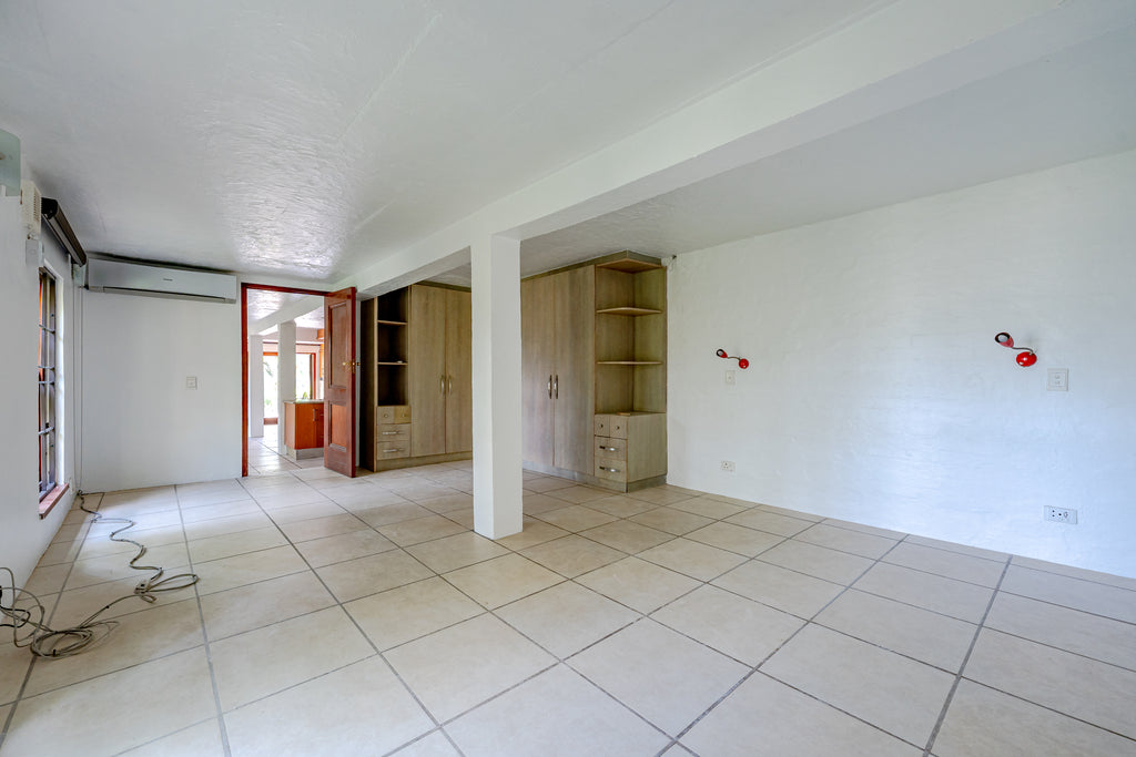 3 Bedroom Home, Kloof